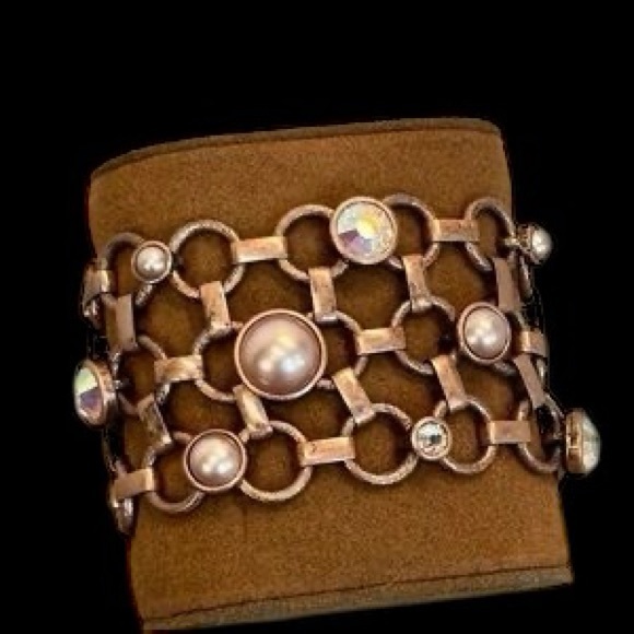 Retired Lia Sophia "Rosebud" Copper Link w/Crystals & Faux Pearls Bracelet - Picture 3 of 9